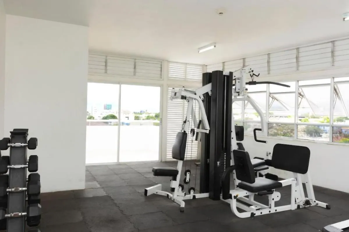 The Soul Of Kingston Chic 2Br Condo With Pool And Gym Apartamento