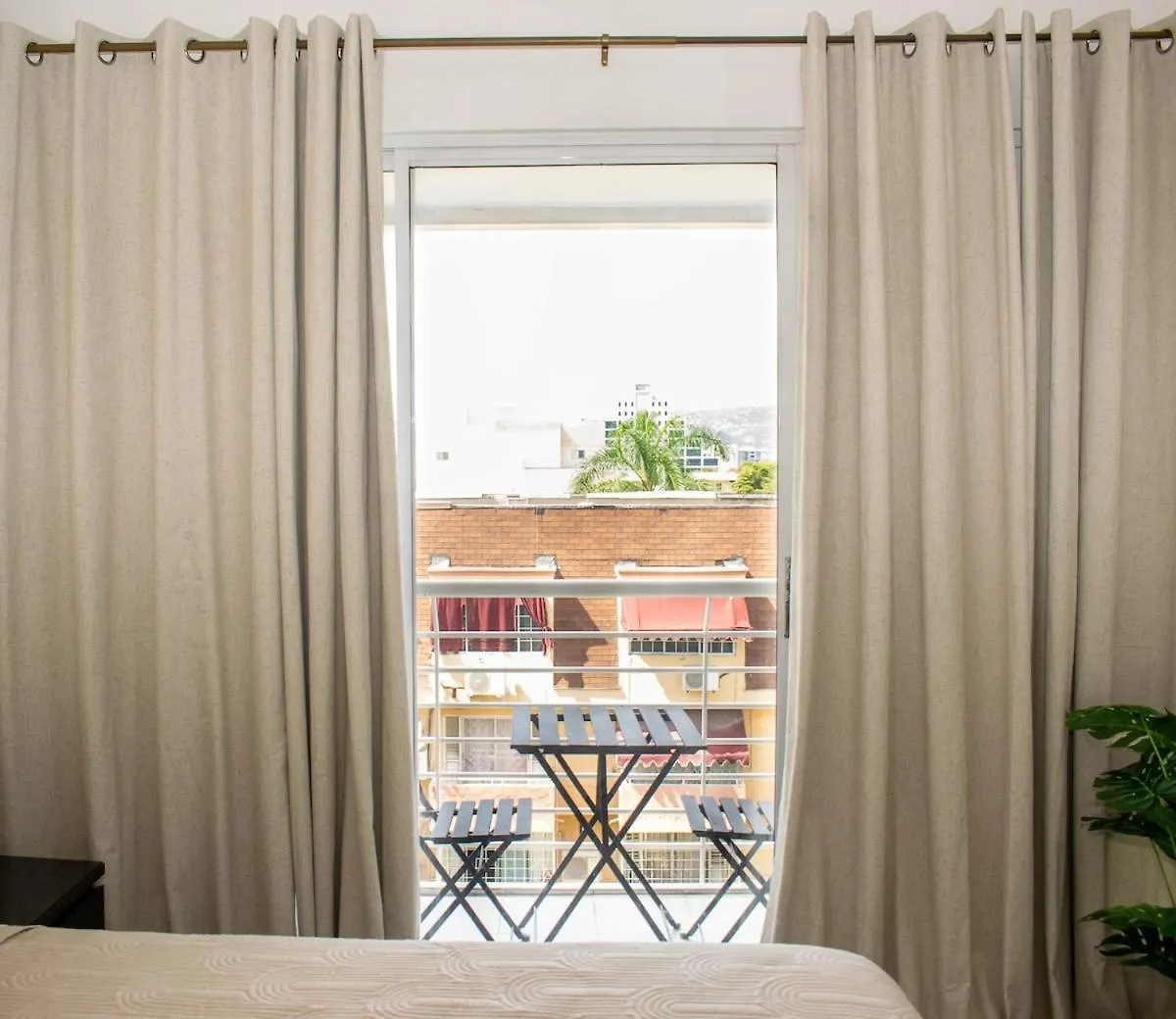 The Soul Of Kingston Chic 2Br Condo With Pool And Gym 0*,