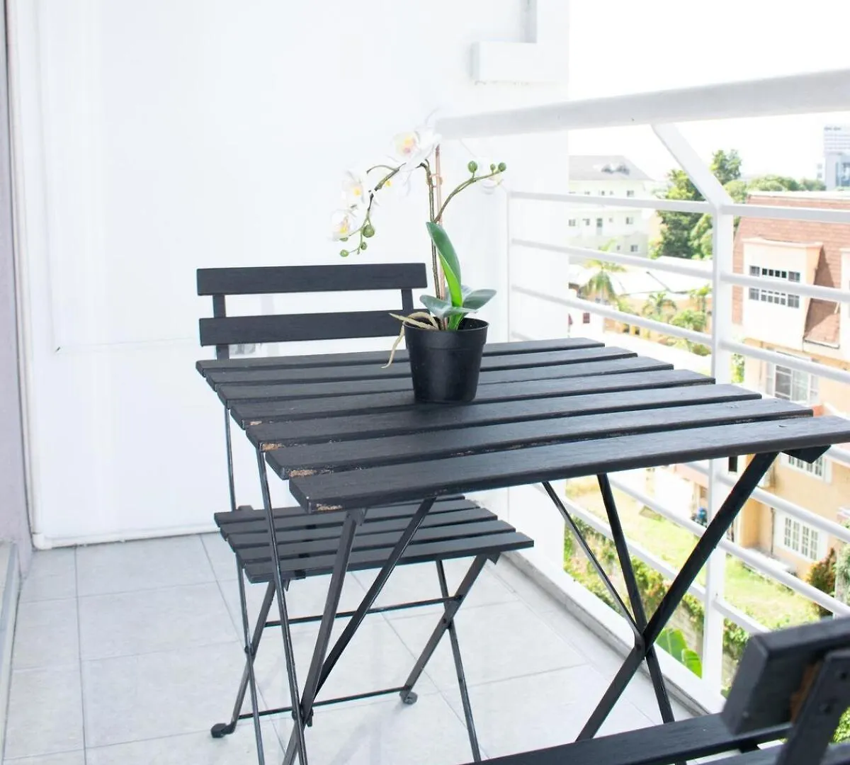 The Soul Of Kingston Chic 2Br Condo With Pool And Gym 0*,  Jamaica